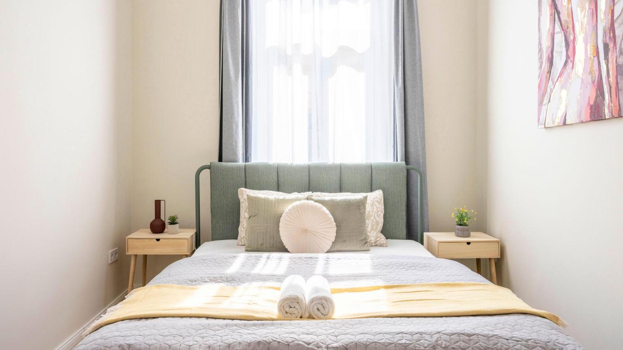 Apartmán Deluxe Izabella Center With 4bedrm, 3bathrm *